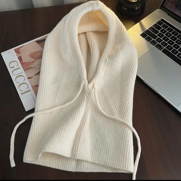 no name Accessories - Cream Knit Hooded Hat NWOT